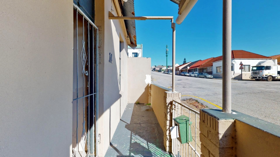 6 Bedroom Property for Sale in North End Eastern Cape